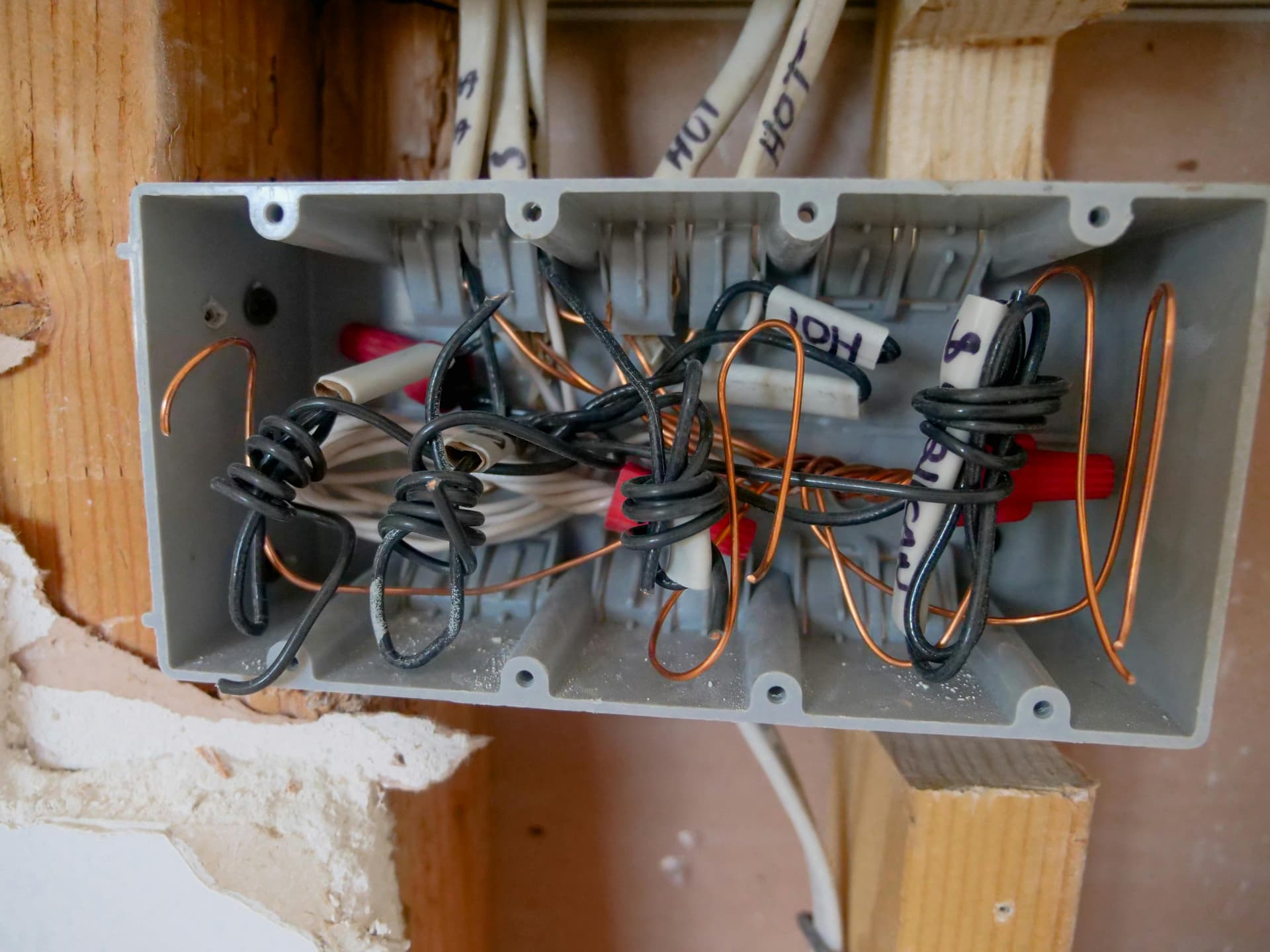 How an Electrical Home Inspection Can Prevent Hazards