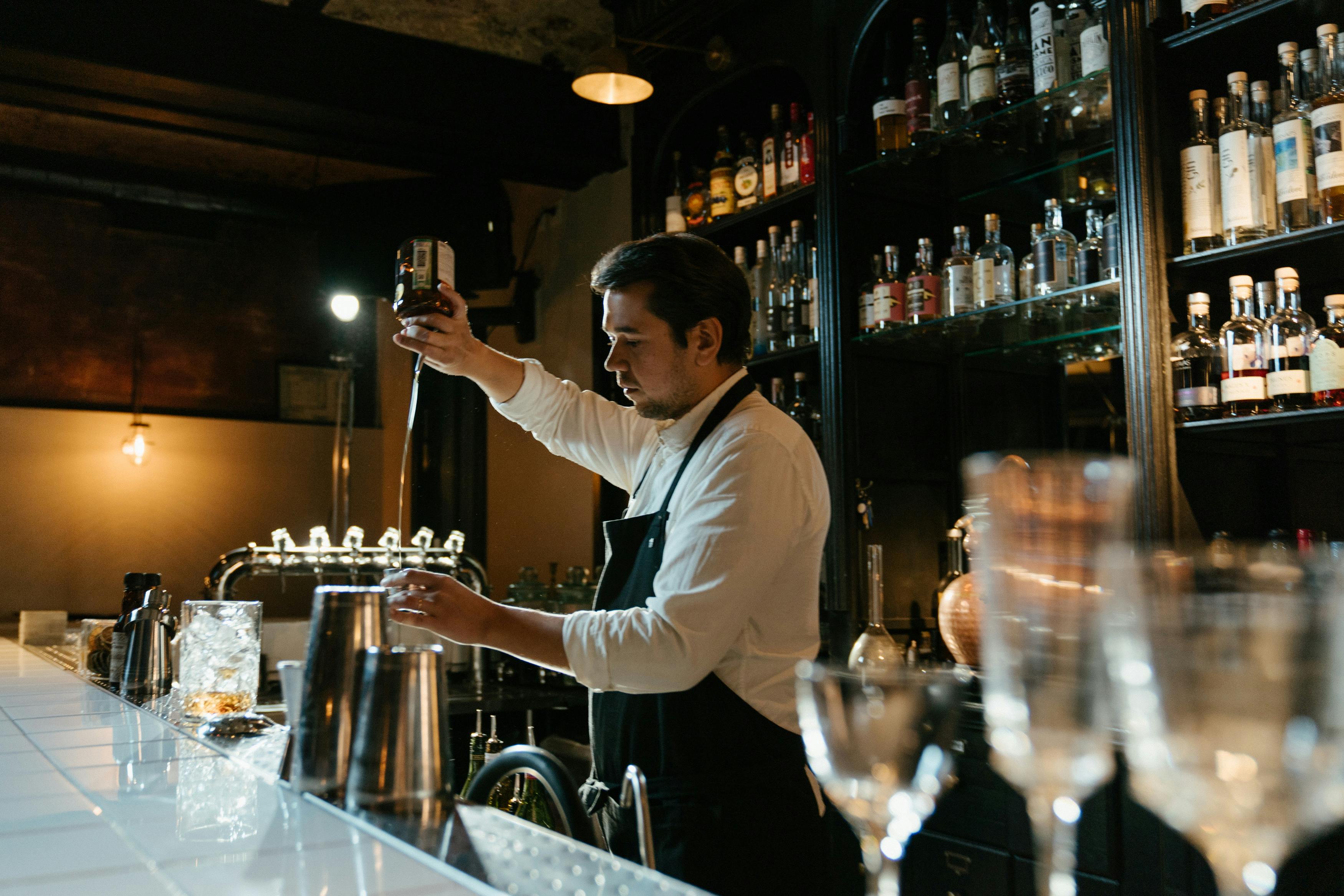Luxury Parties Made Simple with Expert Mobile Bar Service