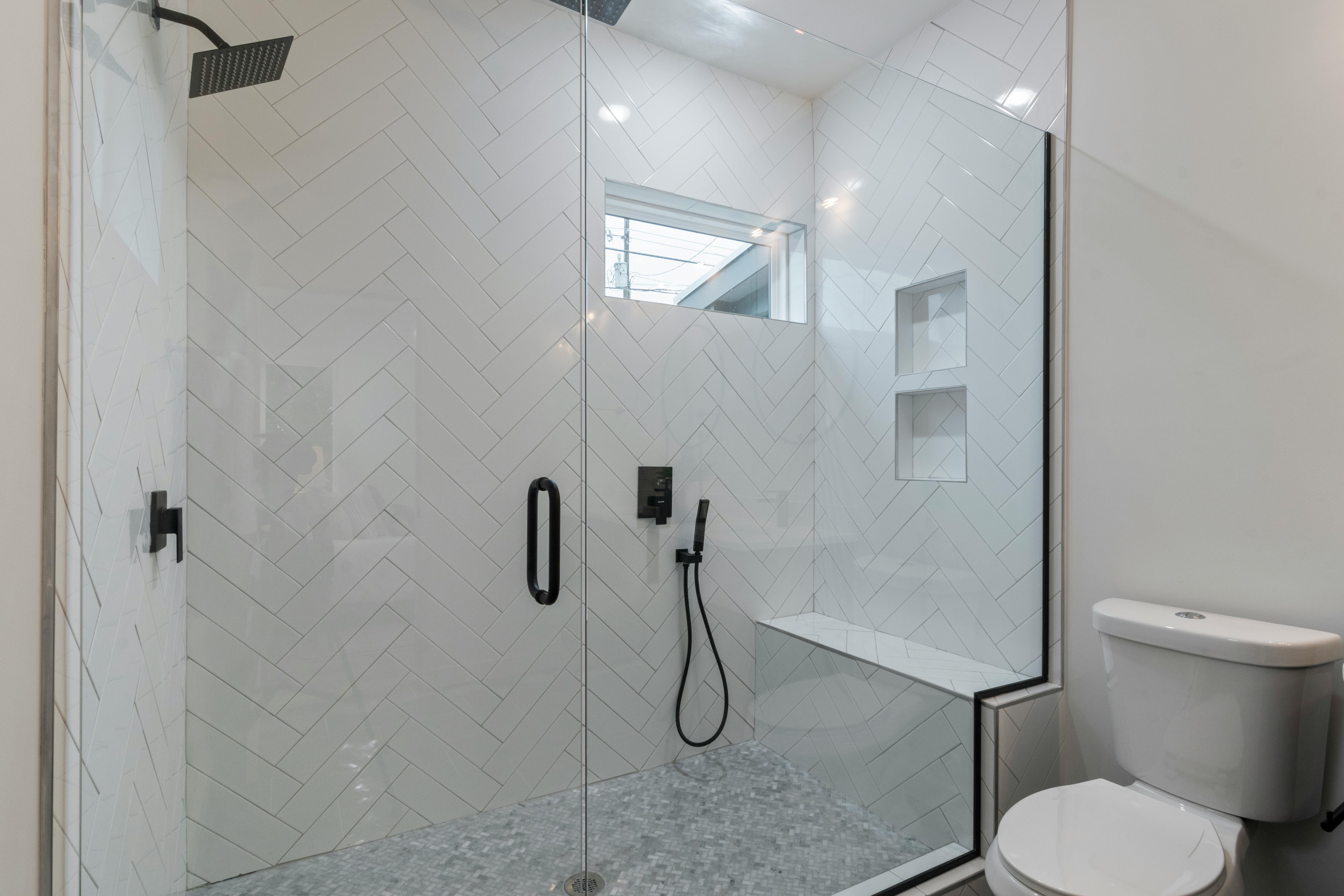 Elegant Showers with Contemporary Bathroom Styles