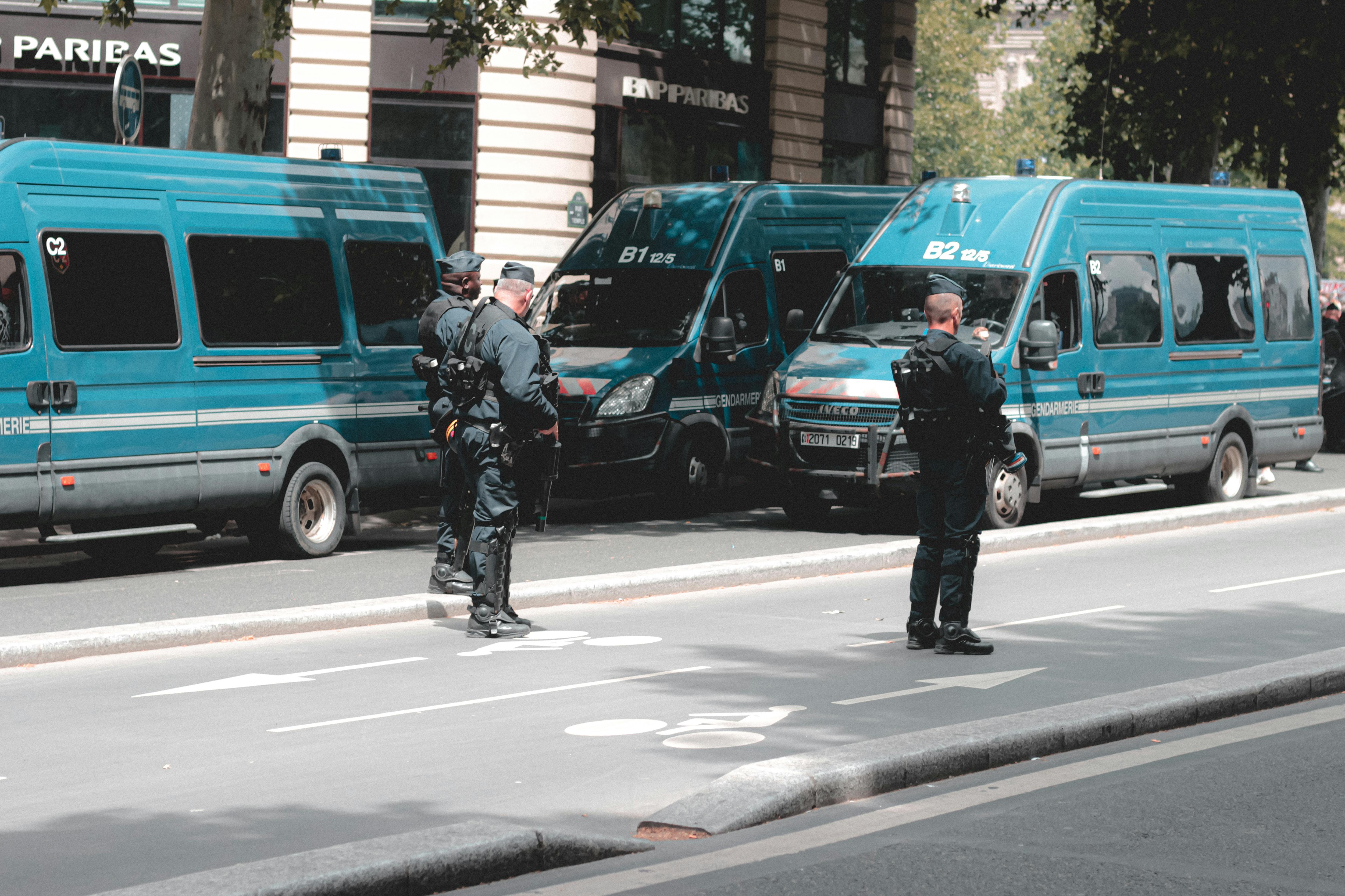 Professional Vehicle Patrol Security Guard Services in Los Angeles, California for Large Properties