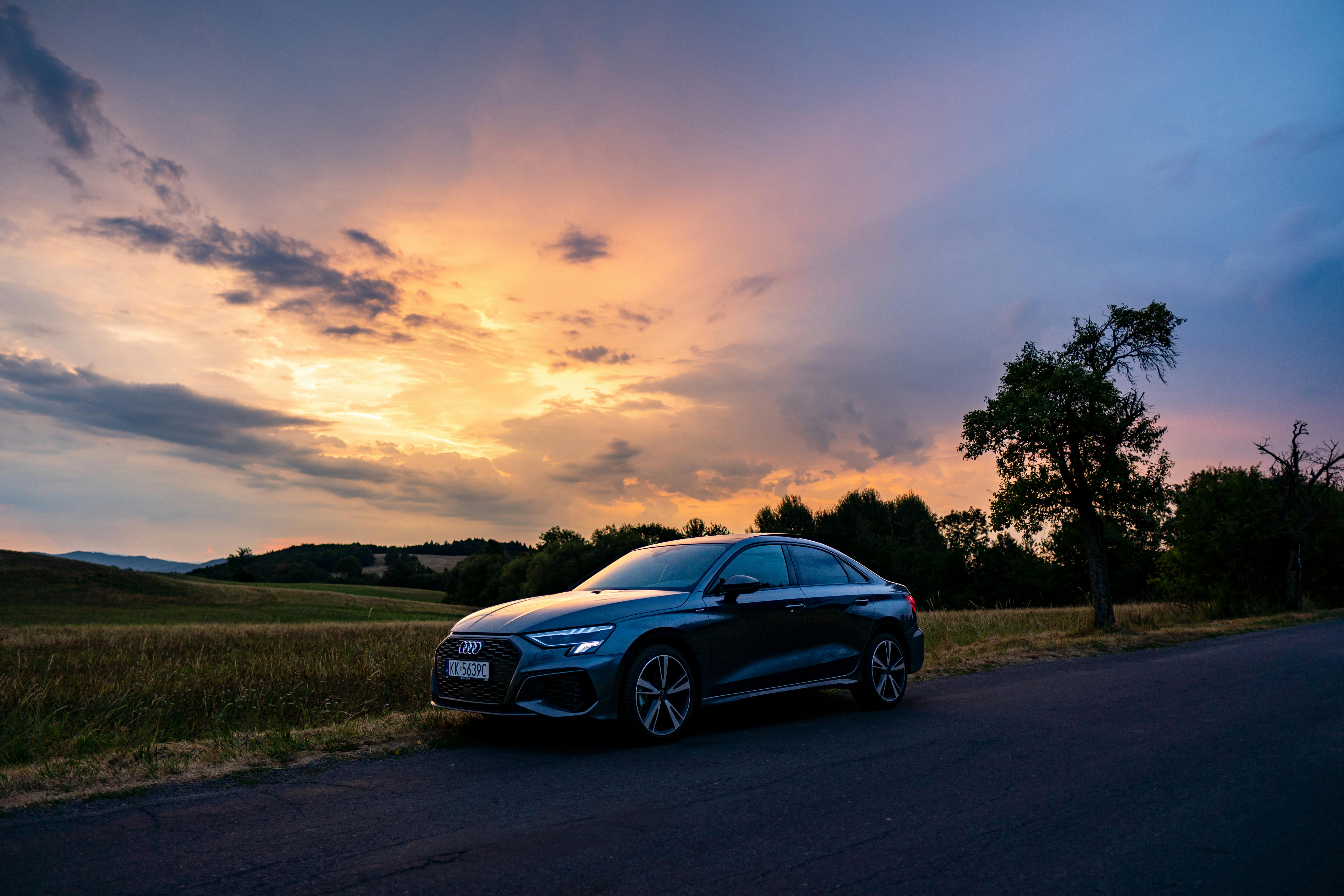 Elegant Weddings Start with vipmiamilimo Chauffeurs