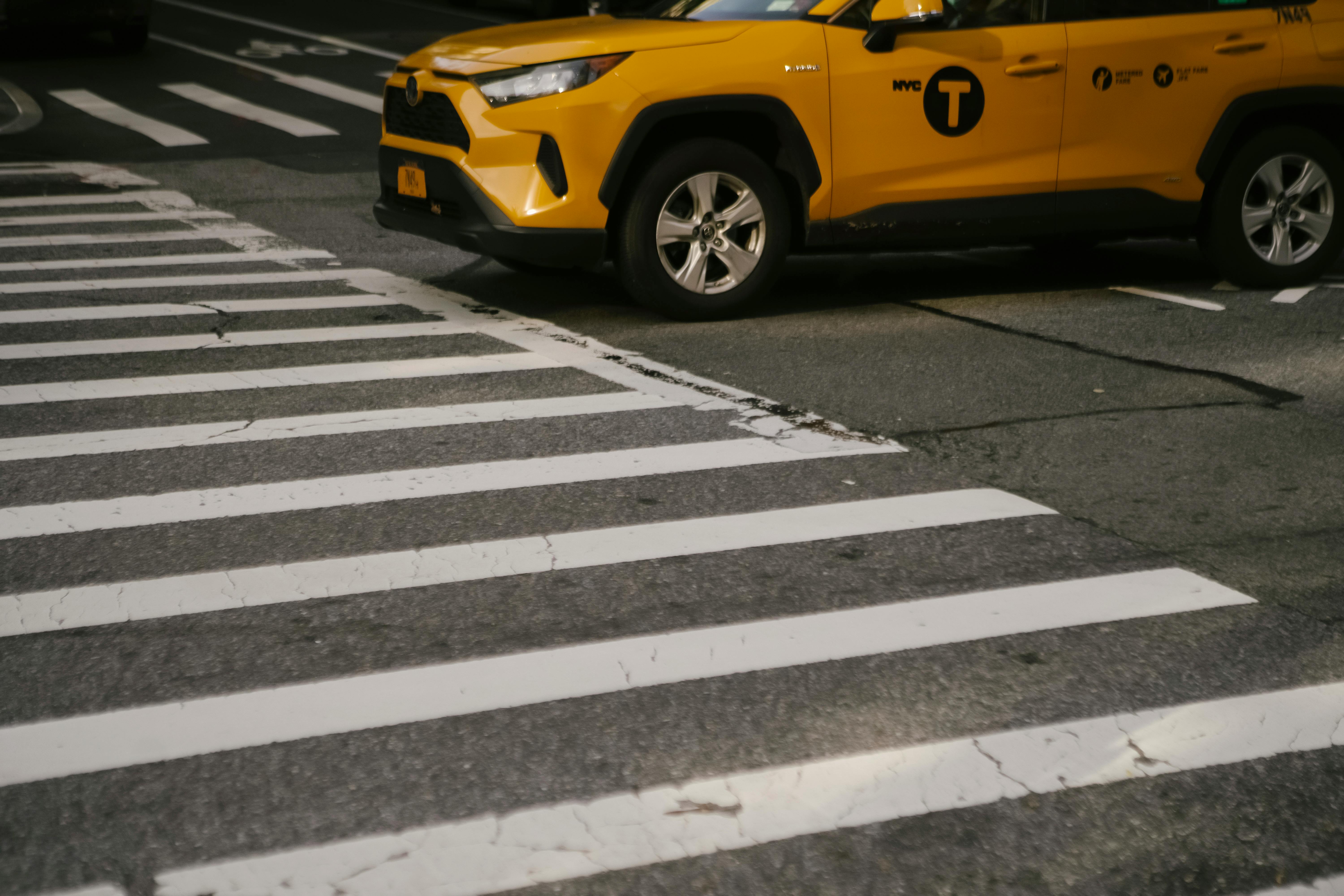 Comfortable Esher Minicabs – Your Travel, Our Priority