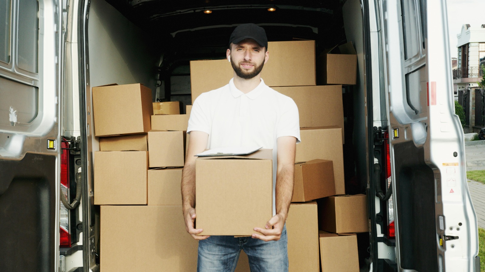Local Removal Company Offering Tailored Services