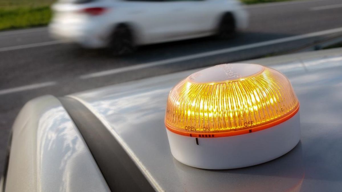 Die Bedeutung der Warnleuchte V16 für Ihre Sicherheit im Straßenverkehr