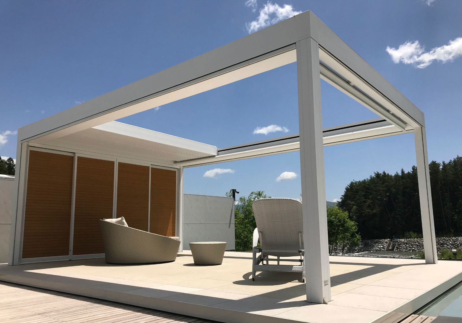 lamellendach im Vergleich – Warum ADA-Wintergarten die richtige Wahl ist